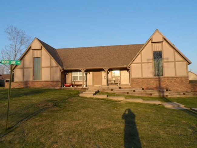 Primary Photo - 11533 Woodoak
