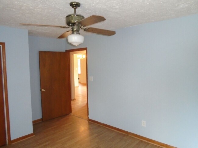 Building Photo - 614-B Drypoint Ln.