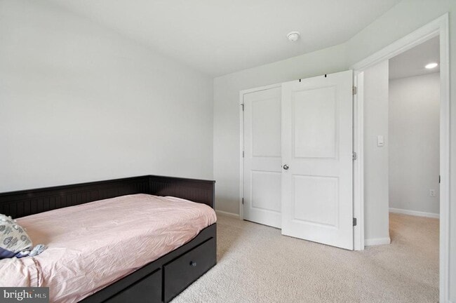 Building Photo - 5051 Silver Oak Dr