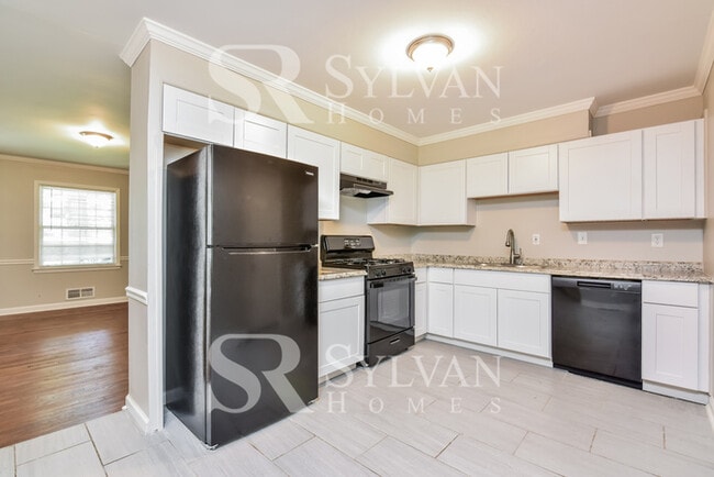 Building Photo - At Last, This Is What You Have Been Searching For!