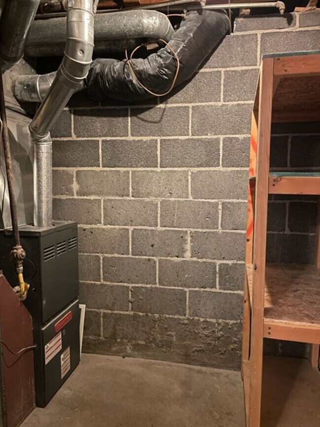 Building Photo - Southwest