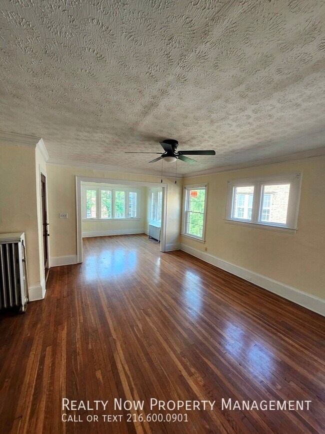 Building Photo - 2453 Overlook Rd