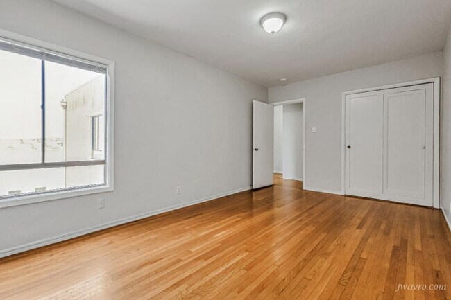 Building Photo - 50 Terra Vista Ave