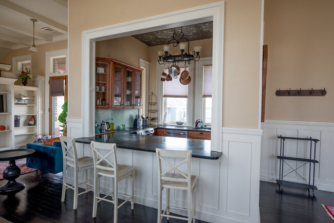 kitchen counter - 440 Shore Rd