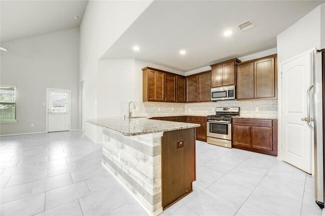 Building Photo - 23815 Rivage Ridge Dr