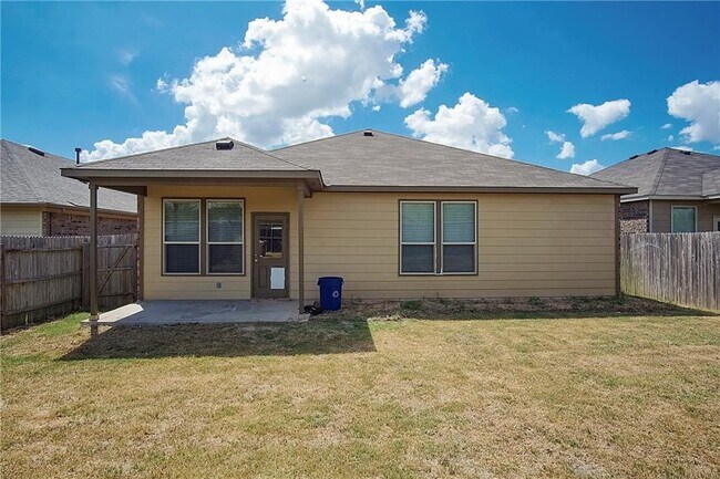 Building Photo - 7200 Longford Trail