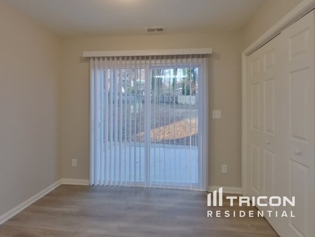 Building Photo - 6130 Spanish Moss Ln