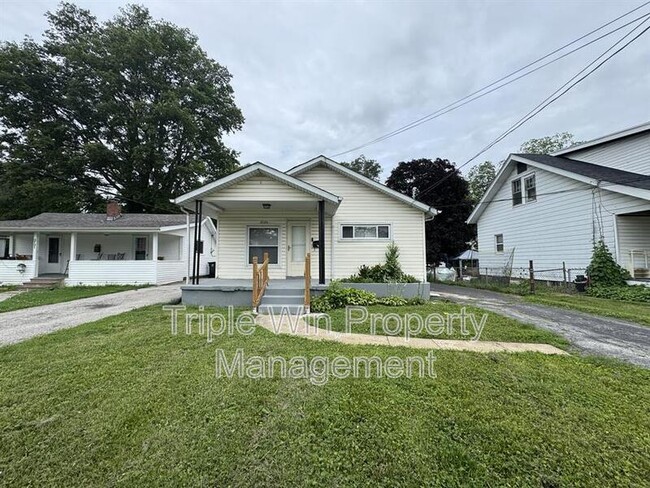 Building Photo - 3735 Marvin Ave