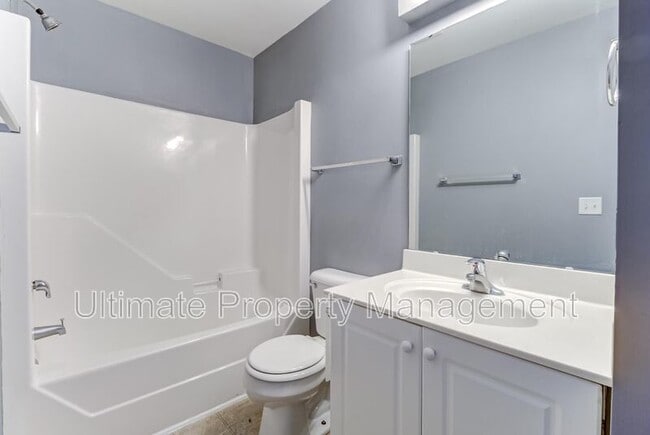 Building Photo - 502 Shortfin Dr