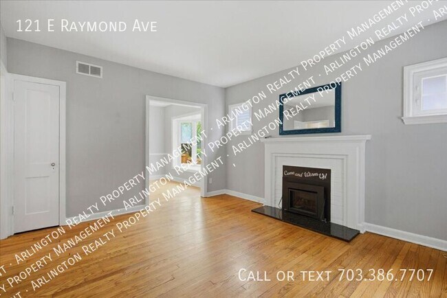 Building Photo - 121 E Raymond Ave