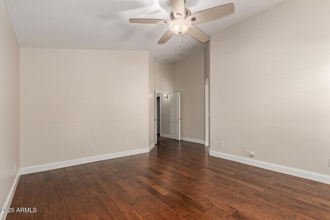 Building Photo - 1444 E Baker Dr