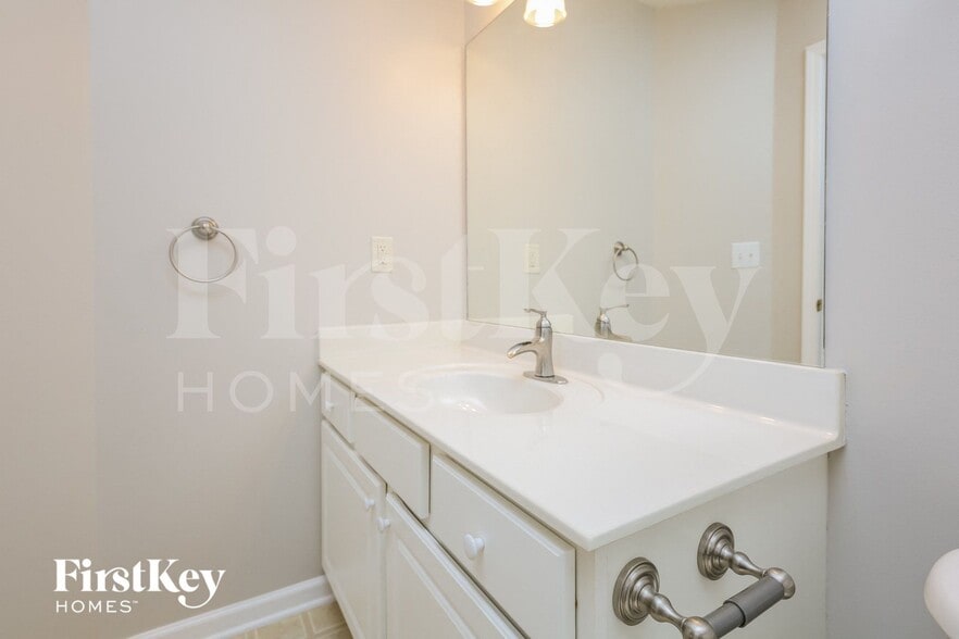 Building Photo - 1893 Brittlebank Ln