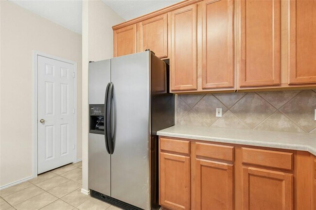 Building Photo - 1900 Scofield Ridge Pkwy