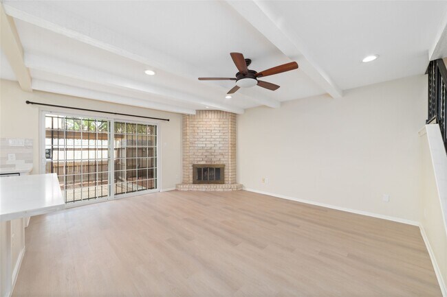Building Photo - 14345 Misty Meadow Ln