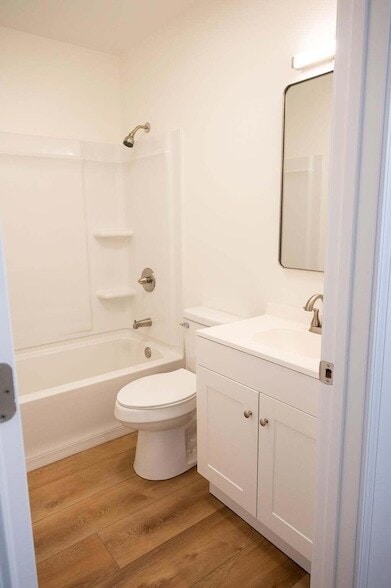 Building Photo - 208 Burley Way