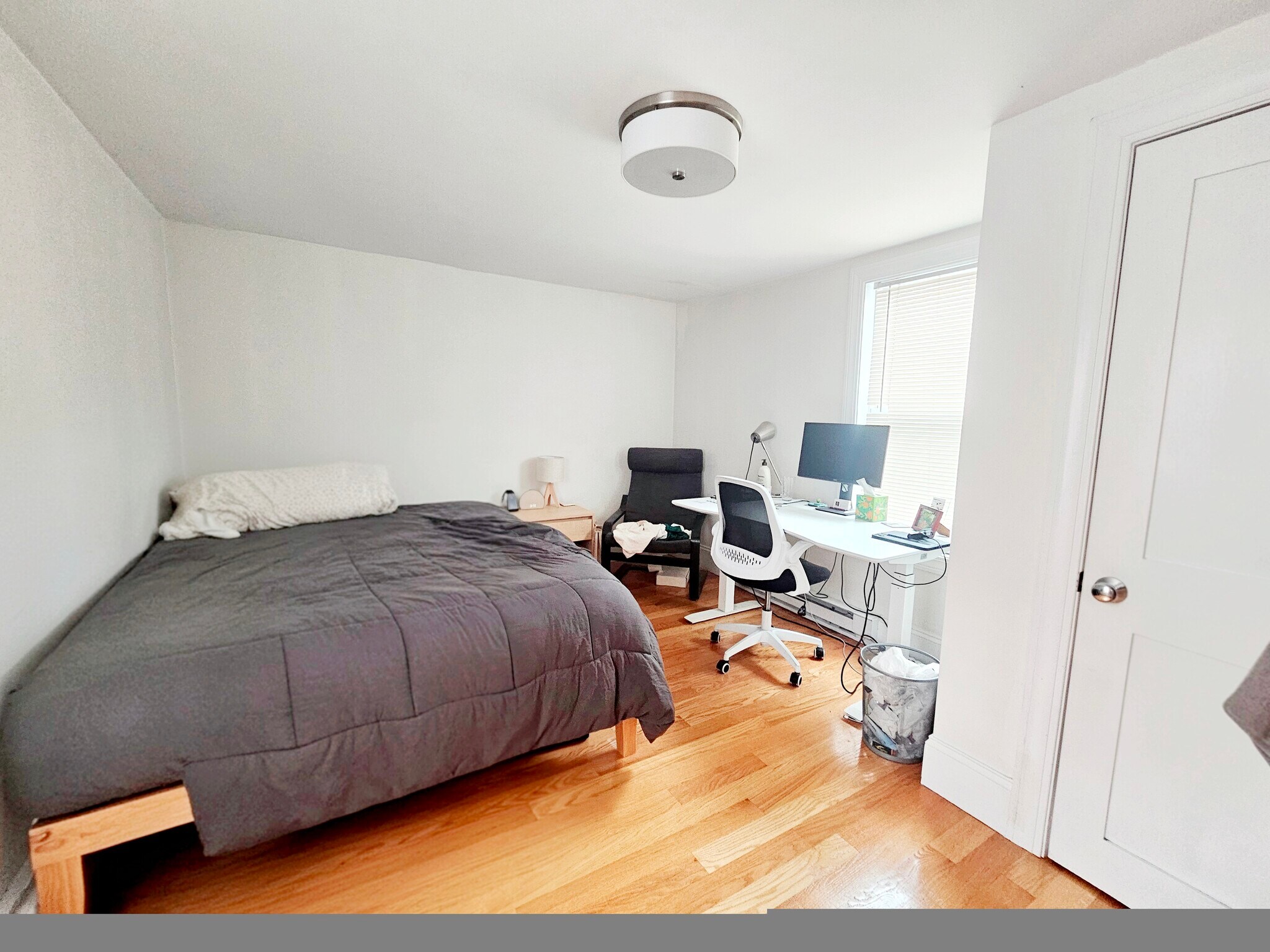 Building Photo - 501 Beacon St