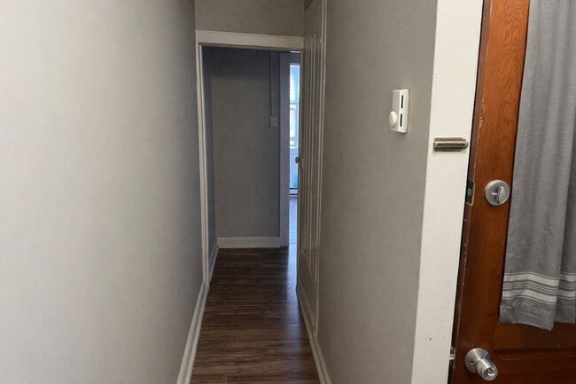 Building Photo - 230 N Shippen St