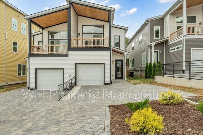 Primary Photo - 3820 Tigerbelle Dr
