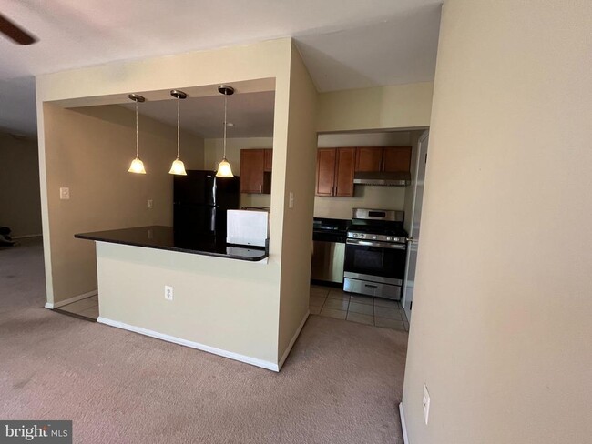 Building Photo - 12307 Braxfield Ct