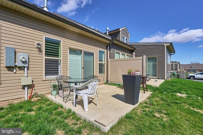 Building Photo - 15563 Blue Lotus Ln
