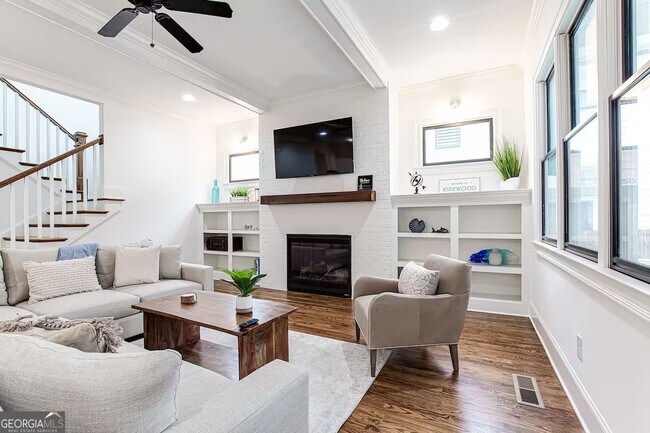 Building Photo - 222 Kirkwood Rd NE