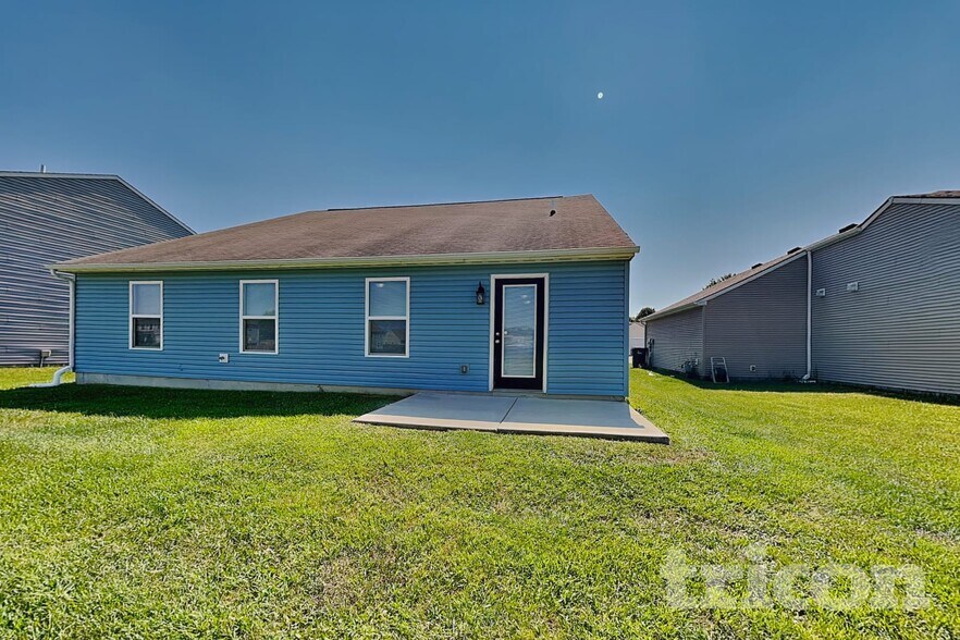 Building Photo - 7916 Amadeus Dr