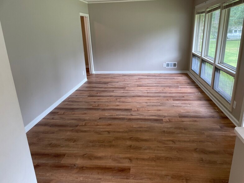 Living Room 1 of 4 - 2641 Japonica Dr
