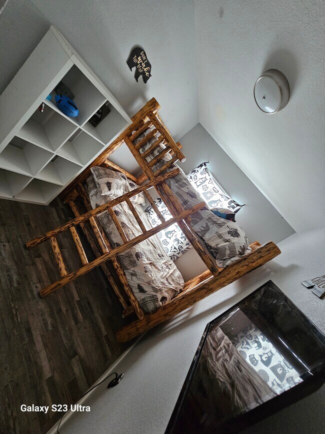 Building Photo - 47 Monarch Dr