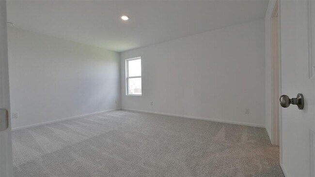 Building Photo - 26814 Feather Reed Dr