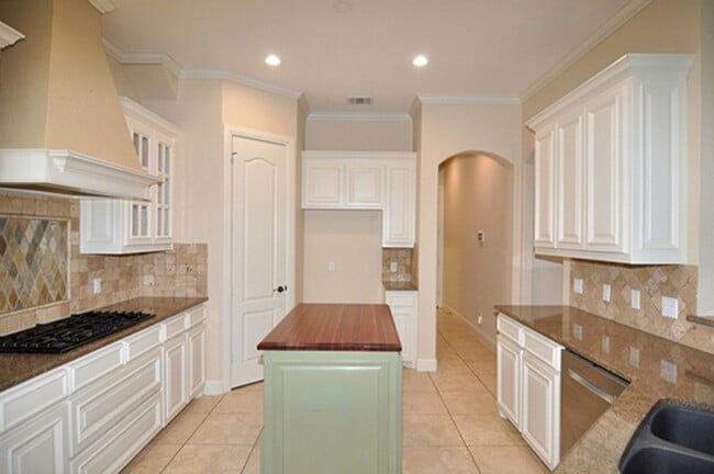 Building Photo - COMING SOON/VIEW NOW - Stunning 4-Bedroom Home in NRH with Media Room, Sunroom & Lawn Care Included!