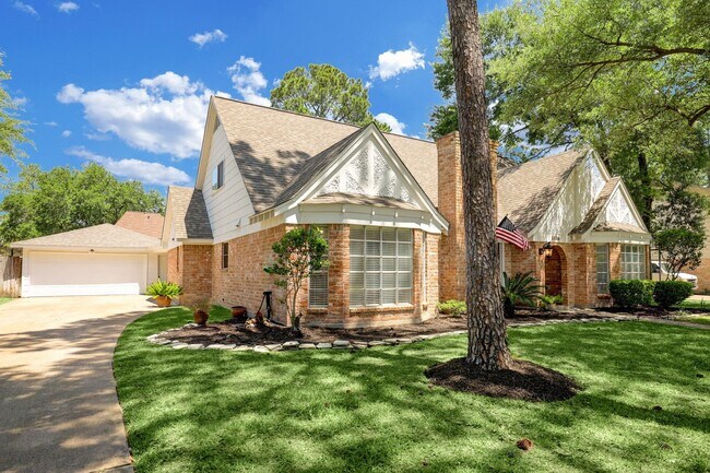 Building Photo - 5714 Spanish Oak Dr