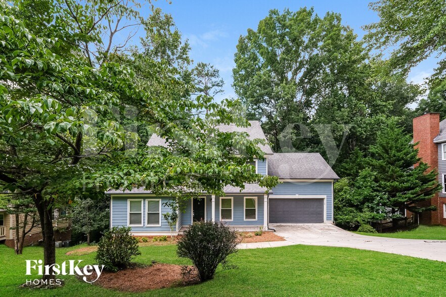 Building Photo - 1520 Maplewood Ct