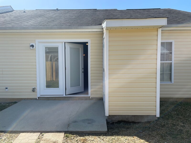 Building Photo - 7123 Belize Dr