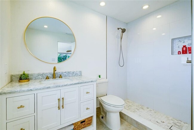 Building Photo - 3024 Rose St