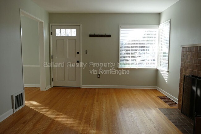 Building Photo - 7348 10th Ave NW