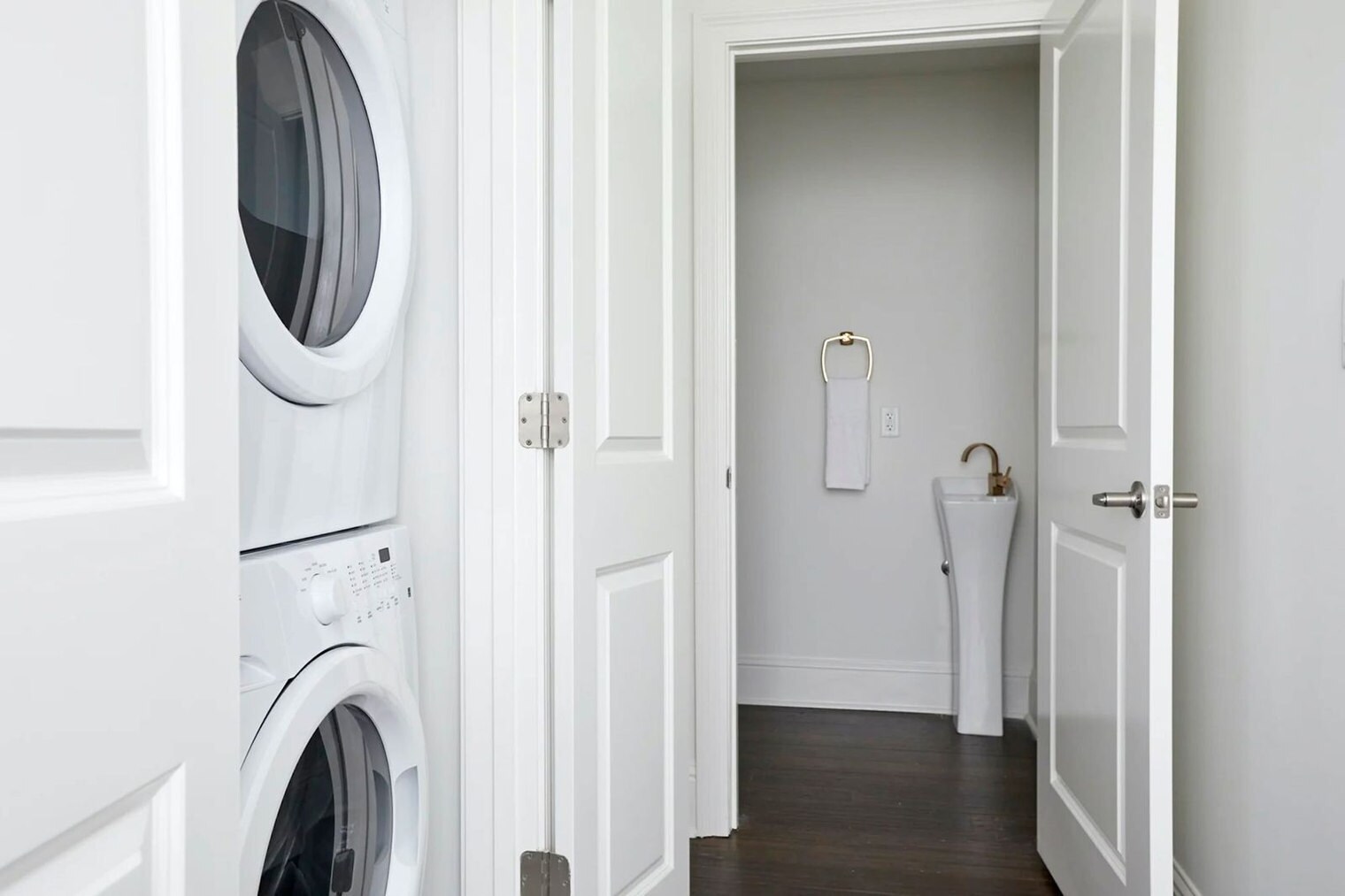 Building Photo - 301 St Charles Ave