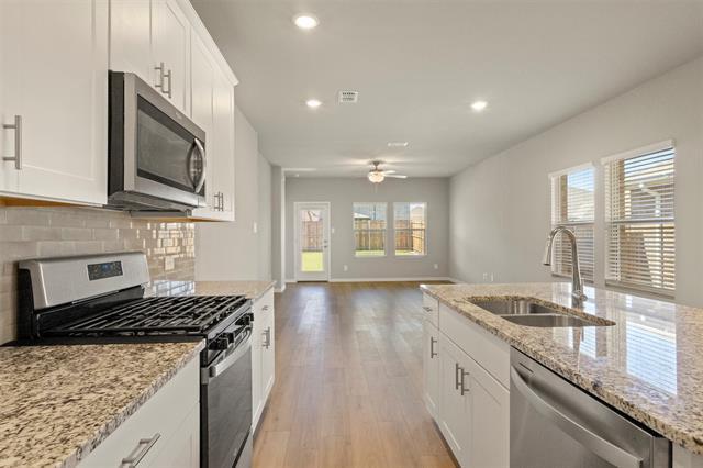 Building Photo - 617 McKenna Dr