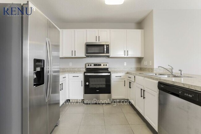 Building Photo - Fall Special: 1/2 off your first month! Av...