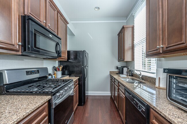 Building Photo - 4340 Gaslight Alley