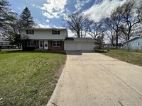 Building Photo - 1614 Beech Tree Dr