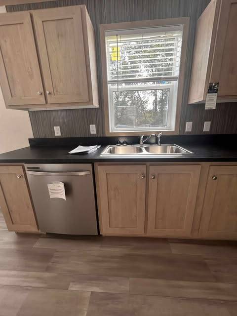 Building Photo - 1083 E State Rd 2