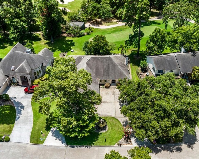 Building Photo - 3127 Lake Island Dr