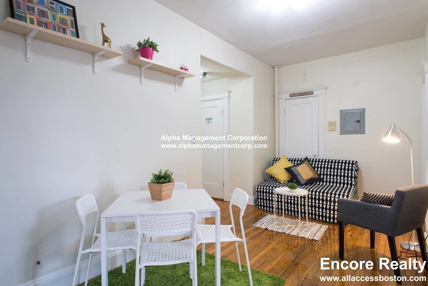 Building Photo - 126 Warren St