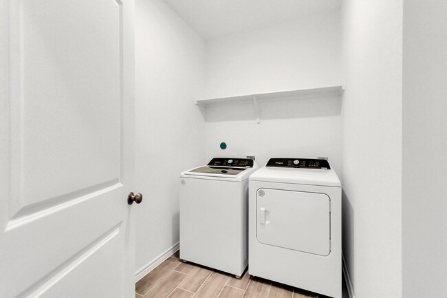 Building Photo - 1208 Garden Jade Dr