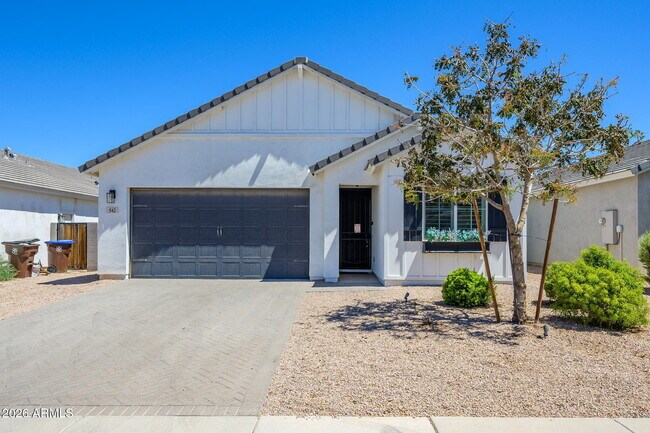 Building Photo - 542 E Bamboo Ln