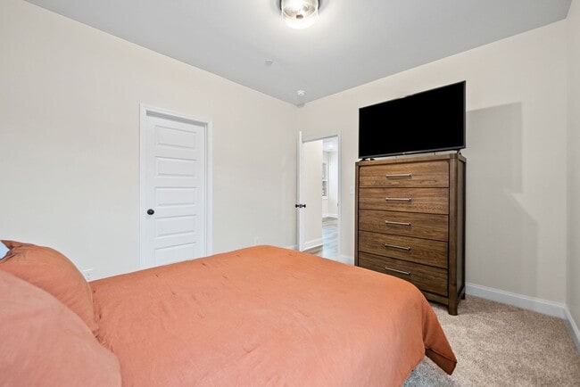 Building Photo - Gorgeous 3 Bedroom Pet Friendly Home For Rent in Pleasant View