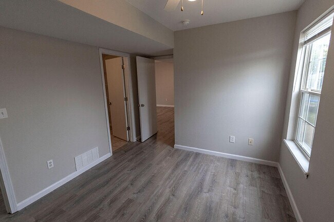 Building Photo - 5810 Canaveral Dr