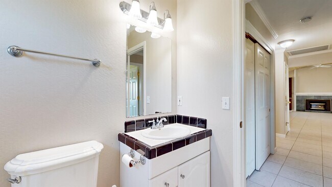 Building Photo - 9168 Eastside Rd