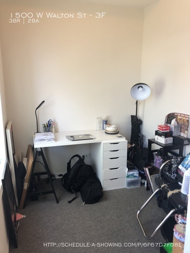 Building Photo - 1500 W Walton St