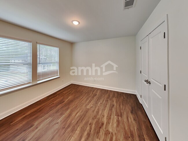 Building Photo - 5326 Pebble Bridge Way